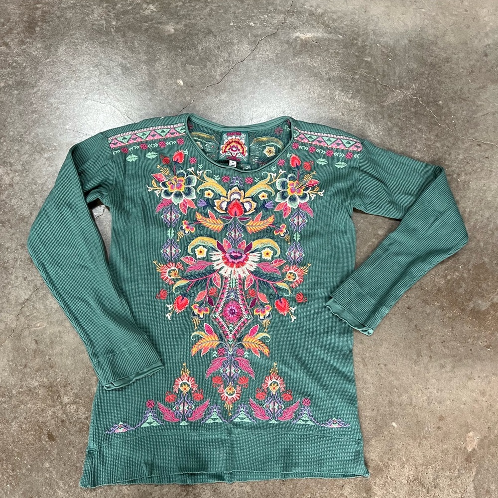 Johnny Was Green Floral Embroidered Long Sleeve Top
